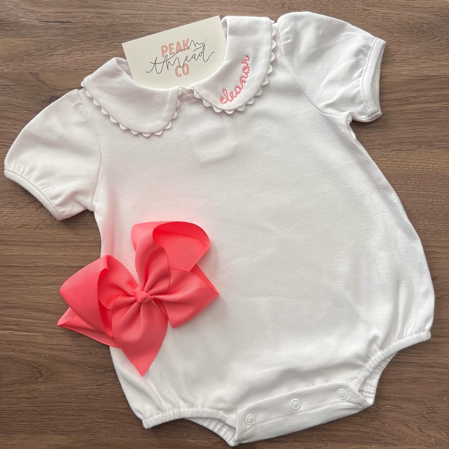 Short Sleeve Scalloped Collar Bubble