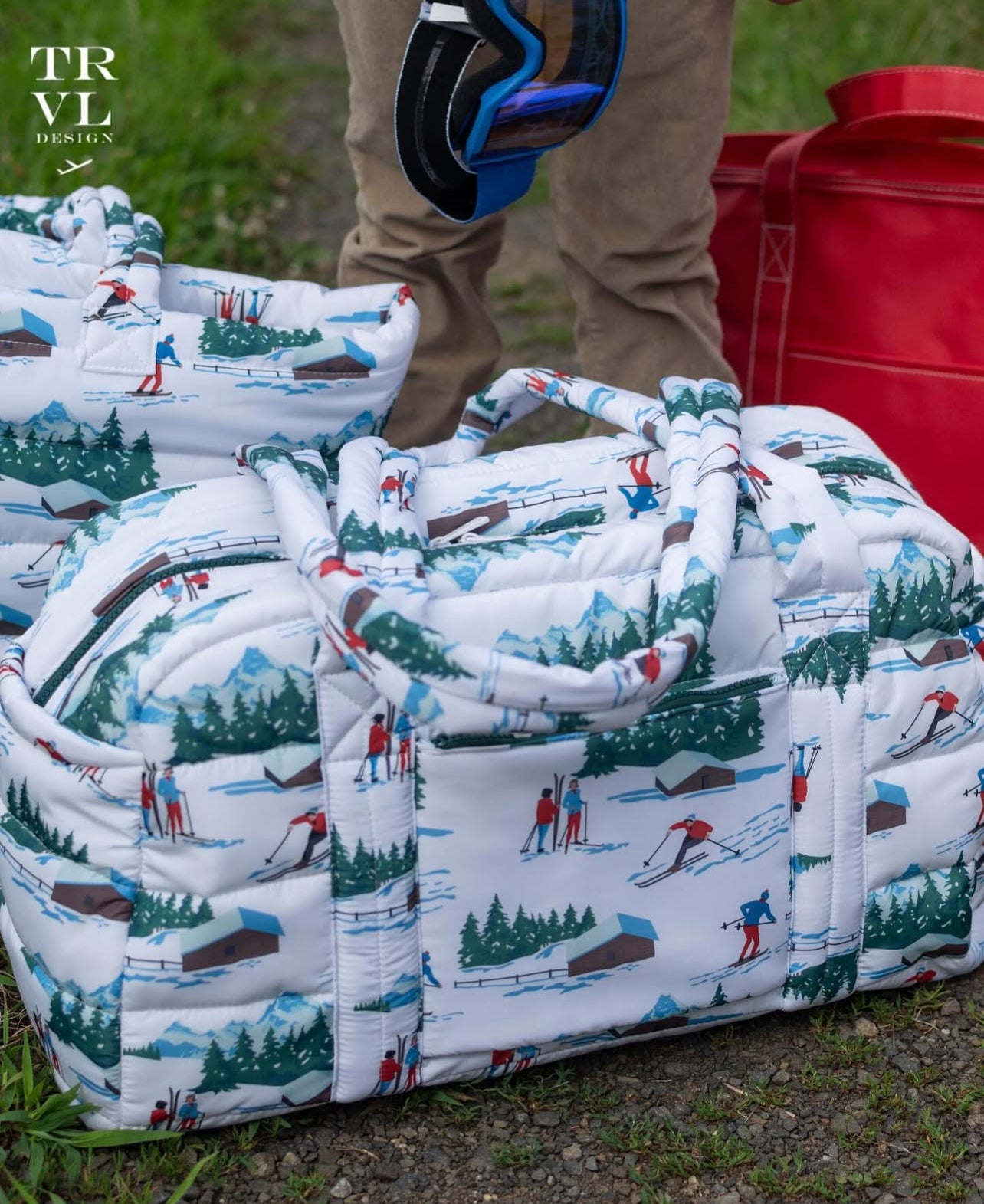 Luxe Puffer Grande Duffel - Hit the Slopes
