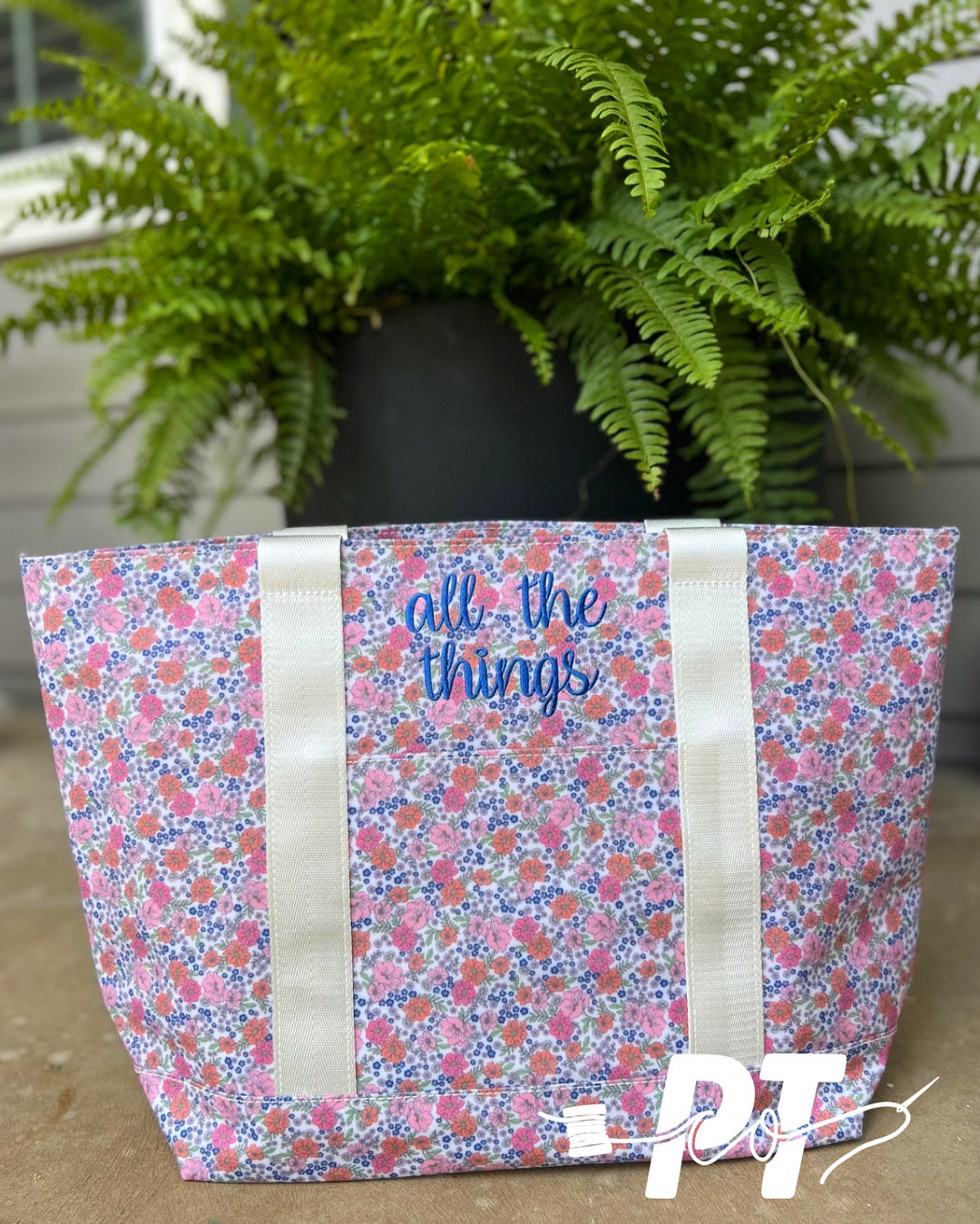 TRVL Classic Tote