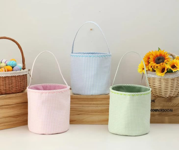 Scallop Trim Easter Basket